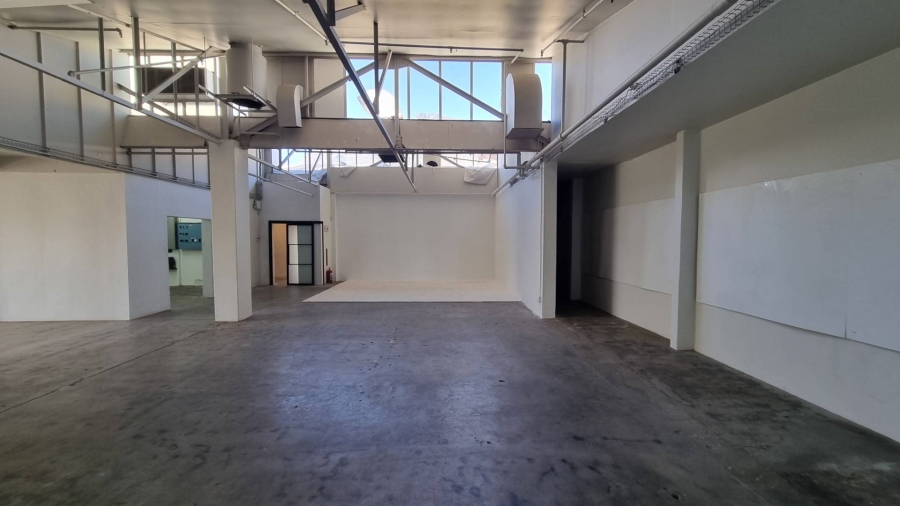 To Let Commercial Property for Rent in Woodstock Western Cape